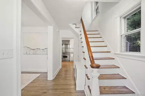 Entry Way - 26 Davis Ave, Rye, NY 10580 photo 2 of 3