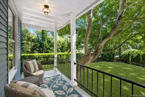 Exterior - 26 Davis Ave, Rye, NY 10580 photo 5 of 11