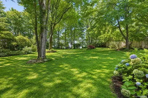 Exterior - 26 Davis Ave, Rye, NY 10580 photo 3 of 11