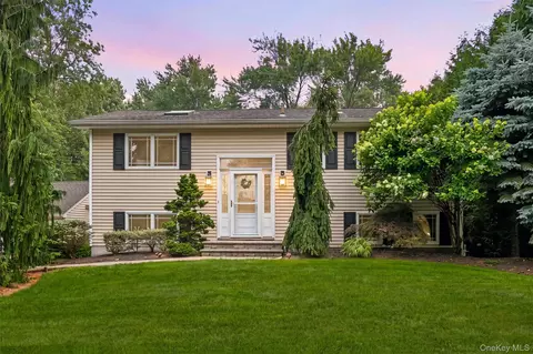3 Convent Rd, Orangetown, NY 10962
