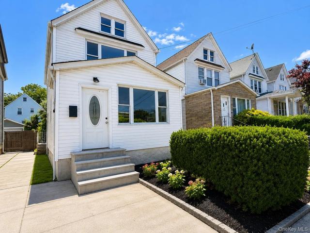 217-08 110th Rd, New York, NY 11429