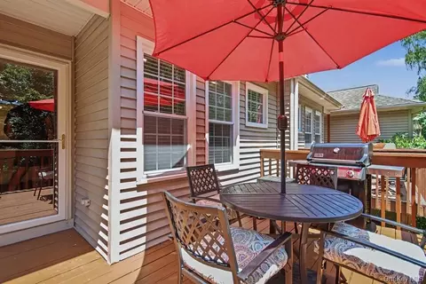 Exterior - 101 Elmcrest Dr, Fishkill, NY 12524 photo 3 of 8