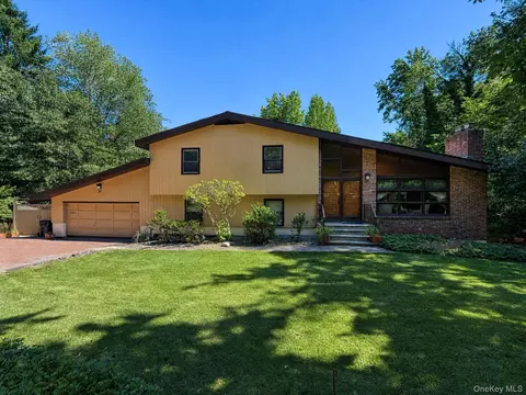 30 Dalewood Dr, Greenburgh, NY 10530