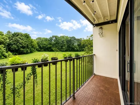 10 Edinburgh Dr #10, Peekskill, NY 10566 photo 25