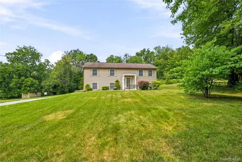 564 Clove Rd, Monroe, NY 10950