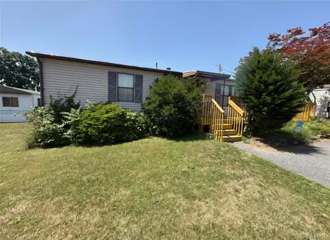 18 Square Hill Rd #80, New Windsor, NY 12553