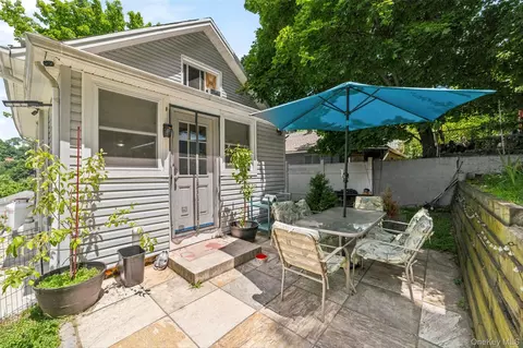 Exterior - 1463 Lincoln Ter, Peekskill, NY 10566 photo 2 of 7
