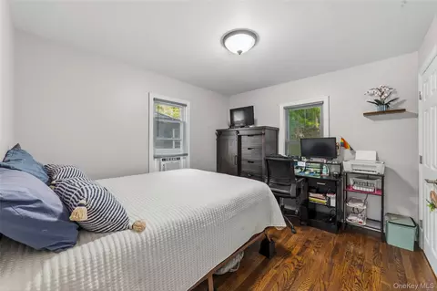 Bedroom - 1463 Lincoln Ter, Peekskill, NY 10566 photo 1 of 6