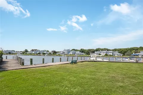 View/Area - 68 Fairharbor Dr #68, Patchogue, NY 11772 photo 1 of 2