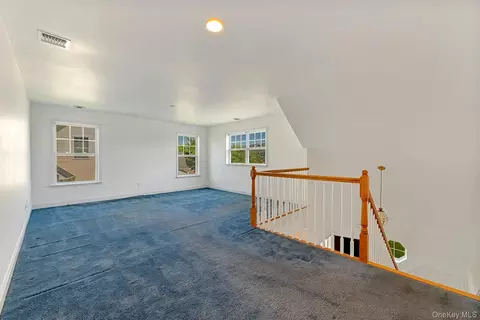 Other - 159 Stoneleigh Dr, Riverhead, NY 11901 photo 4 of 8