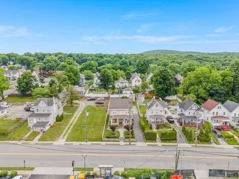 View/Area - 609 Washington St, Peekskill, NY 10566 photo 2 of 5