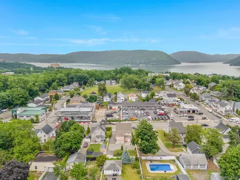 View/Area - 609 Washington St, Peekskill, NY 10566 photo 3 of 5