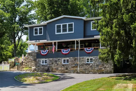 71 W Lake Blvd, Mahopac, NY 10541