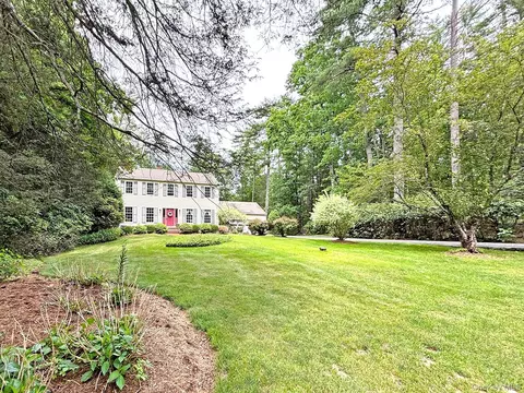 24 Ryan Dr, West Hurley, NY 12491