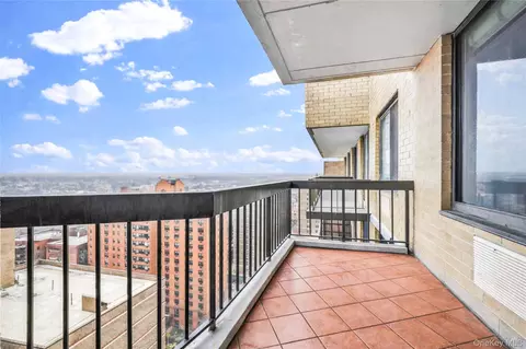 Exterior - 138-35 Elder Ave #21F, New York, NY 11355 photo 2 of 5