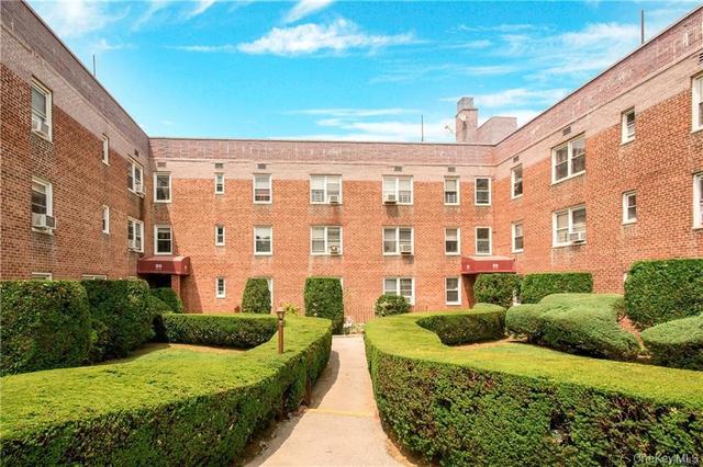 10 Davenport Ave #1N, New Rochelle, NY 10801