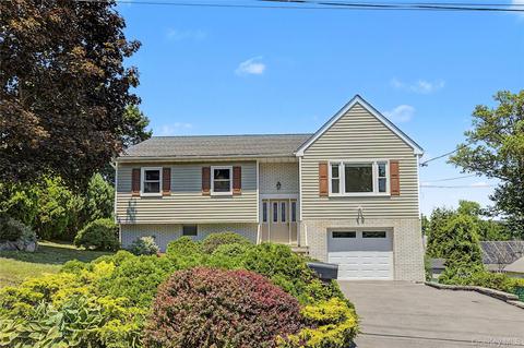 139 Broad St, Mount Pleasant, NY 10532