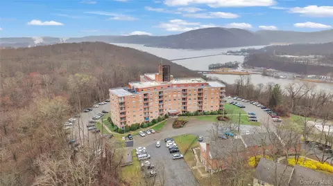 1 Lakeview Dr #6S, Peekskill, NY 10566 photo 4