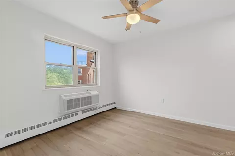 Bedroom - 1 Lakeview Dr #6S, Peekskill, NY 10566 photo 1 of 5