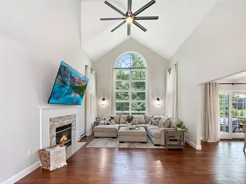 Living - 201 Windsor Rd, Fishkill, NY 12524 photo 1 of 4