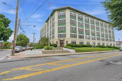 1 Landmark Sq #405, Port Chester, NY 10573