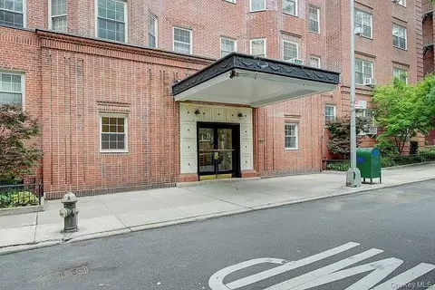 35-24 78th St #A48, Jackson Heights, NY 11372
