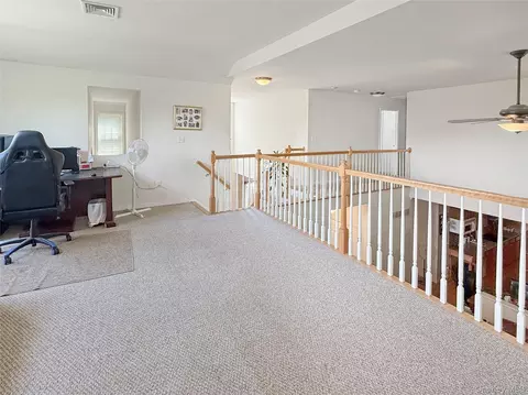 Entry Way - 43 Regency Dr, Poughkeepsie, NY 12603 photo 2 of 3