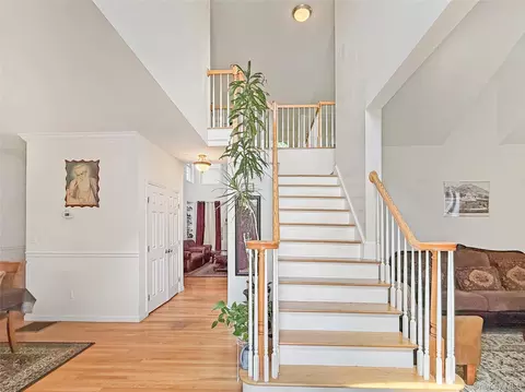 Entry Way - 43 Regency Dr, Poughkeepsie, NY 12603 photo 1 of 3