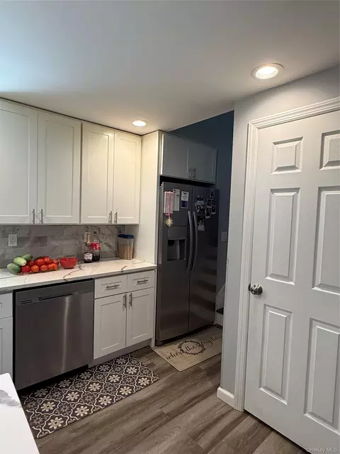 Kitchen - 16 Oak Ave, Riverhead, NY 11901 photo 2 of 4