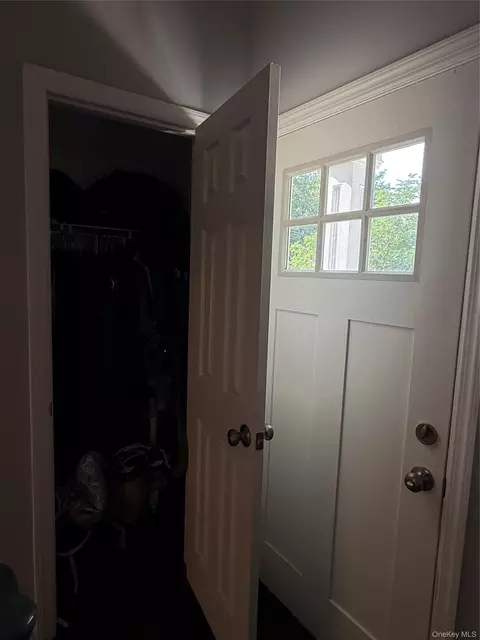 Entry Way - 16 Oak Ave, Riverhead, NY 11901 photo 2 of 5
