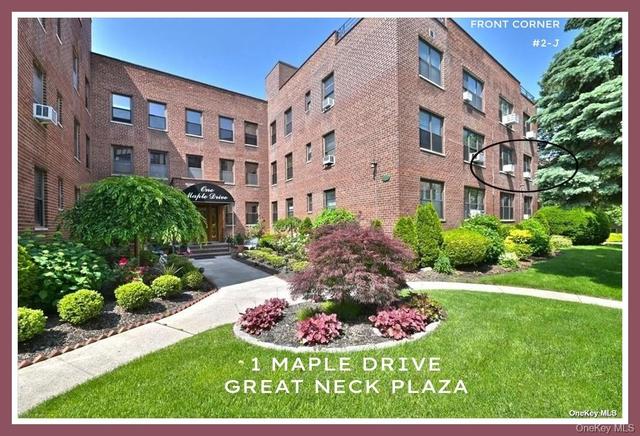 1 Maple Dr #2-J, North Hempstead, NY 11021
