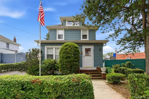 190 Madison Ave, Oceanside, NY 11572