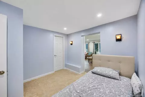 Bedroom - 49 Village Dr, Jericho, NY 11753 photo 6 of 9