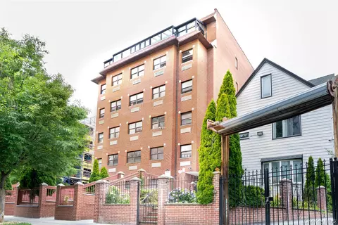 46-06 88th St #4B, New York, NY 11373