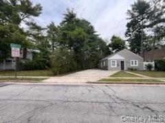 44 Commander Ave, Hempstead, NY 11550