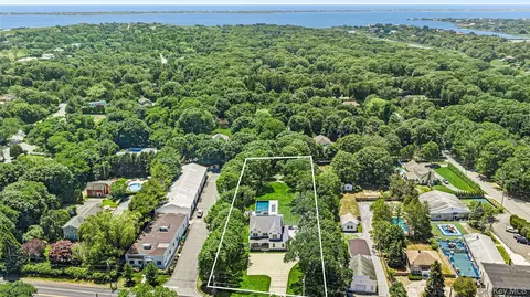 View/Area - Undisclosed, Westhampton, NY 11977 photo 2 of 2