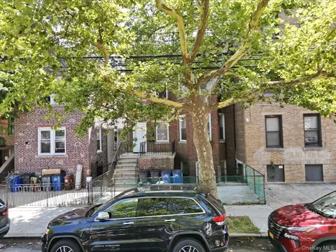 3232 Bronxwood Ave, New York, NY 10469