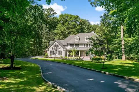 1985 Hunterbrook Rd, Yorktown, NY 10598
