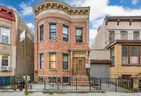 18 Pleasant Pl, Brooklyn, NY 11233