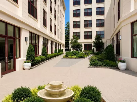 1 Scarsdale Rd #409, Eastchester, NY 10707
