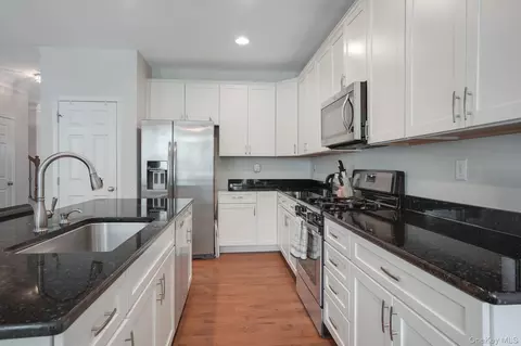 1130 Cold Spring Rd, Fishkill, NY 12524 photo 6