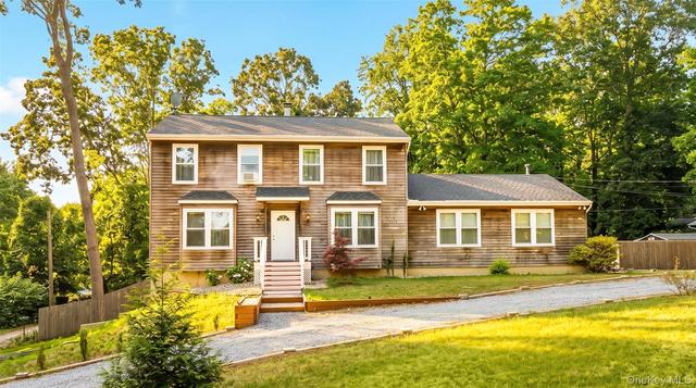 370 S Country Rd, Brookhaven, NY 11719