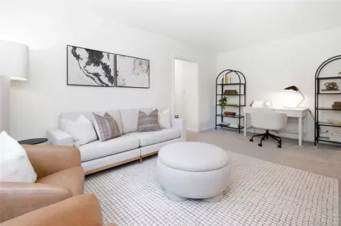 11 Bryant Cres #1J, White Plains, NY 10605