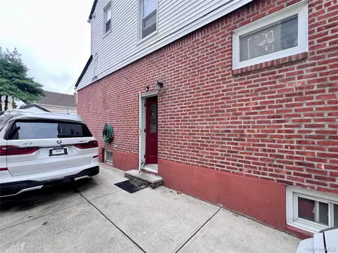 Exterior - 1531 145th Pl, New York, NY 11357 photo 4 of 5