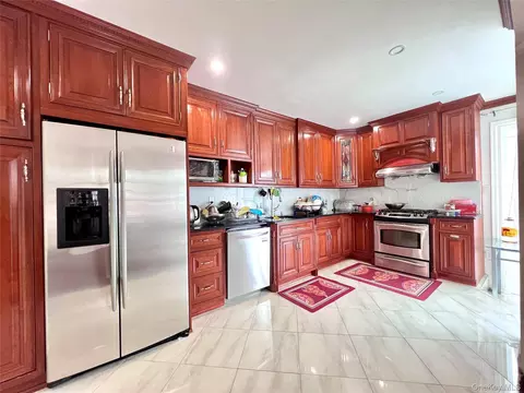Kitchen - 1531 145th Pl, New York, NY 11357 photo 1 of 1