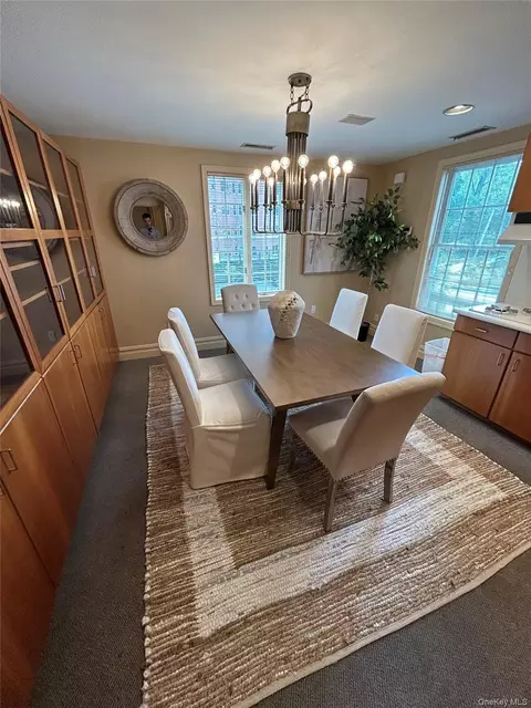 Dining - 915 Palmer Rd, Yonkers, NY 10708 photo 1 of 1