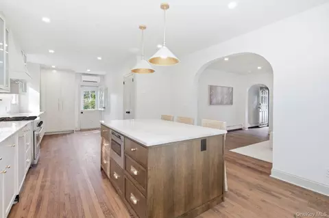 Kitchen - 444 Milton Rd, Rye, NY 10580 photo 2 of 3
