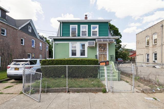 8430 129th St, New York, NY 11415