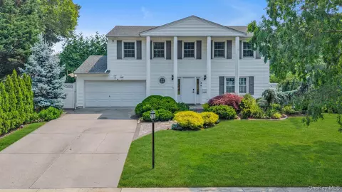 2 Madison Ave, Jericho, NY 11753