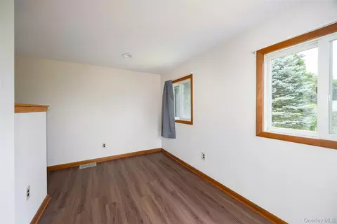 Bedroom - 5 Willow Rd, Beacon, NY 12508 photo 1 of 3